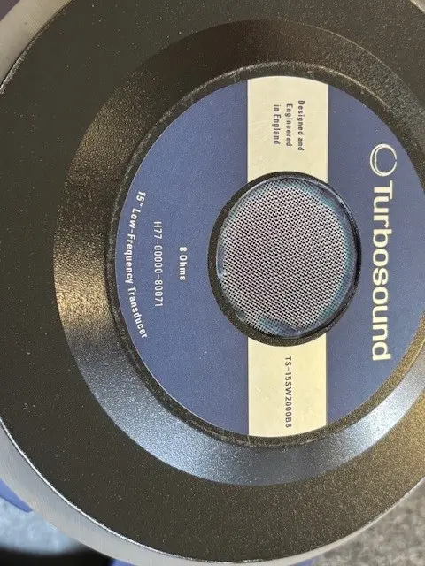 Turbosound IQ15b woofer 2.webp