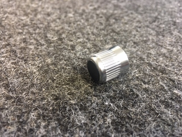 M32 ,M32R , M32R live plastic knob 'short button' under screen 13.9mm