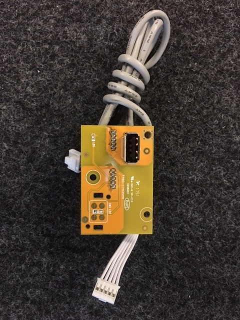 Behringer X32 V2 USB port