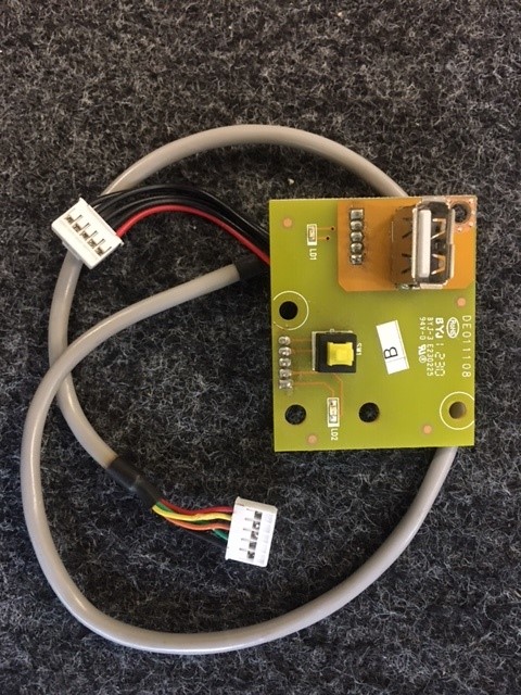 Behringer X32 V1 USB port