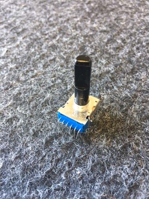 Behringer X32 Talkback potentiometer