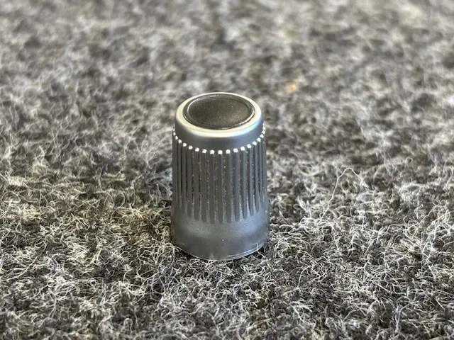 [FJ20-00373-000] Midas M32 M32live M32R M32Rlive knob (button) EQ and Gain 19.4 mm.
