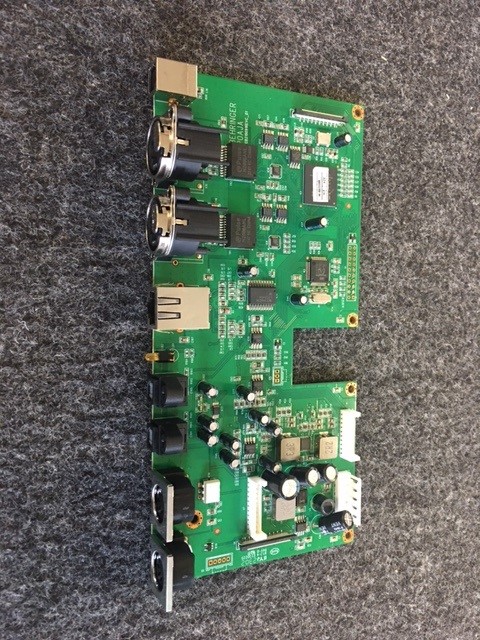 Behringer S16 Main board